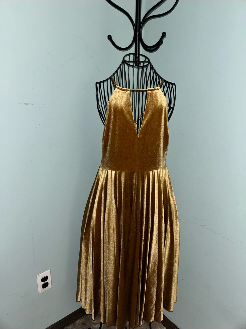 Endless Rose Metallic Gold Velvet Halter Midi Dress